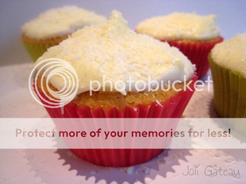 http://i996.photobucket.com/albums/af84/Liens28/Cupcakes/IMG_0711.jpg