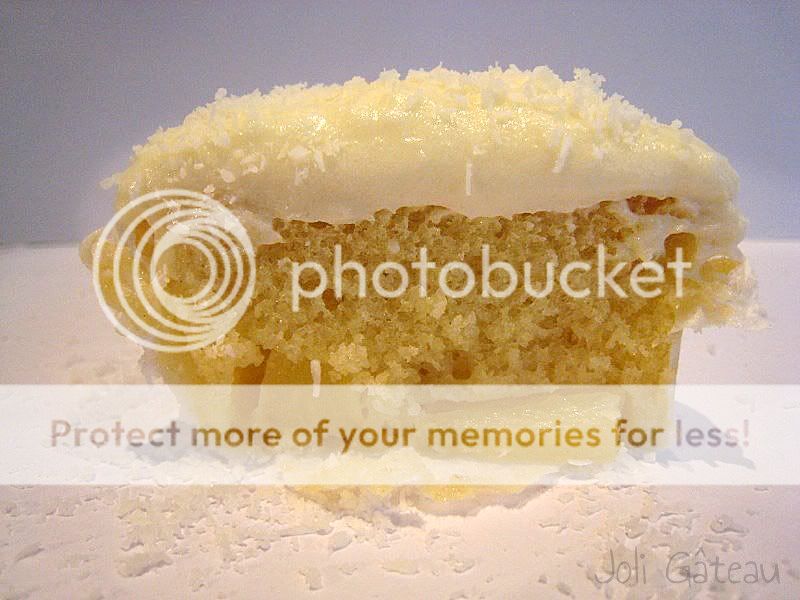 http://i996.photobucket.com/albums/af84/Liens28/Cupcakes/IMG_0745.jpg