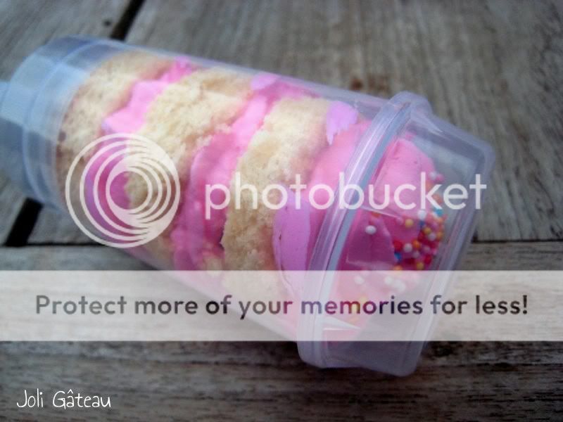 http://i996.photobucket.com/albums/af84/Liens28/Cupcakes/IMG_2348-1.jpg
