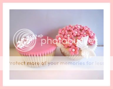 http://i996.photobucket.com/albums/af84/Liens28/Cupcakes/IMG_7661-2.jpg?t=1267524436
