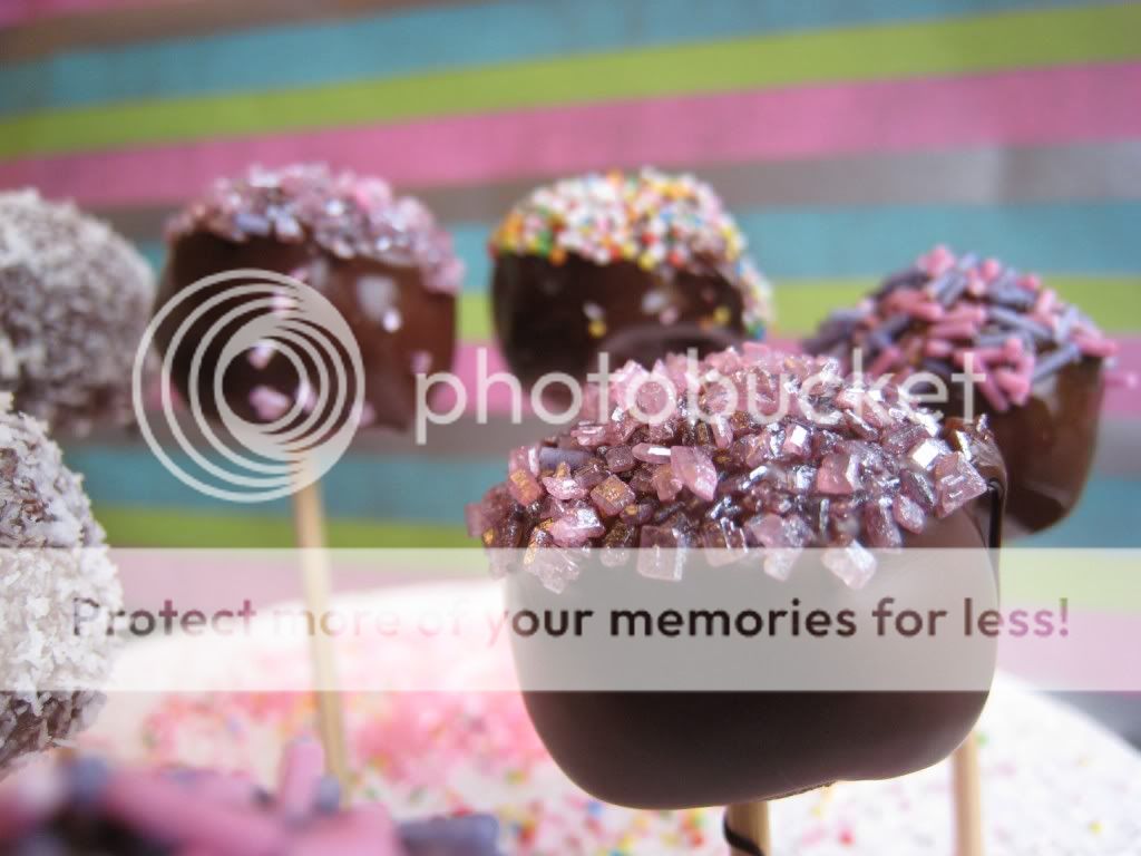 http://i996.photobucket.com/albums/af84/Liens28/Cupcakes/IMG_8563.jpg