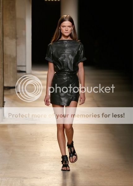 photo IsabelMarant-springsummer 2015runway-09.jpg