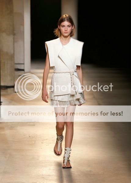 photo IsabelMarant-springsummer 2015runway-23.jpg
